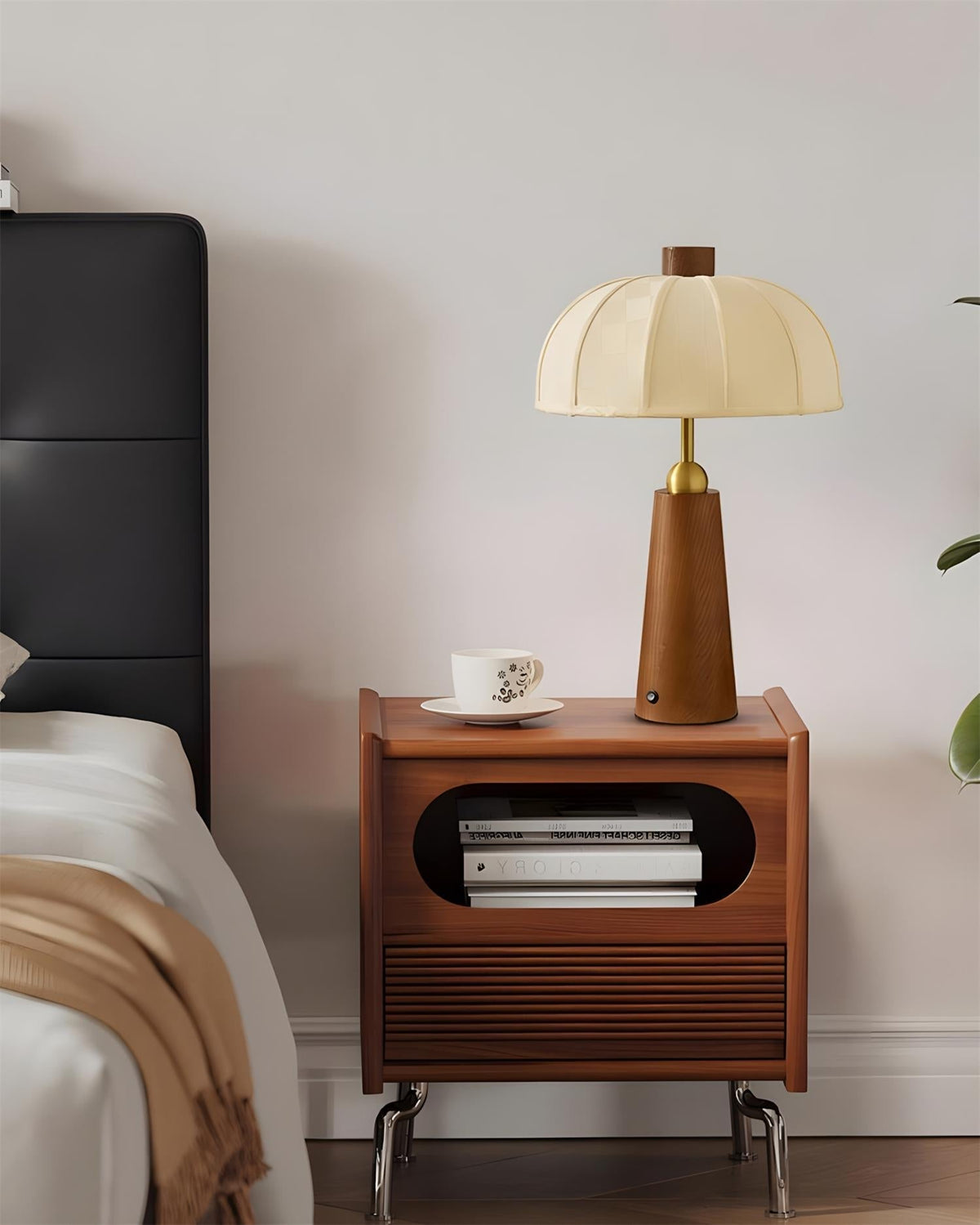Soruia Table Lamp