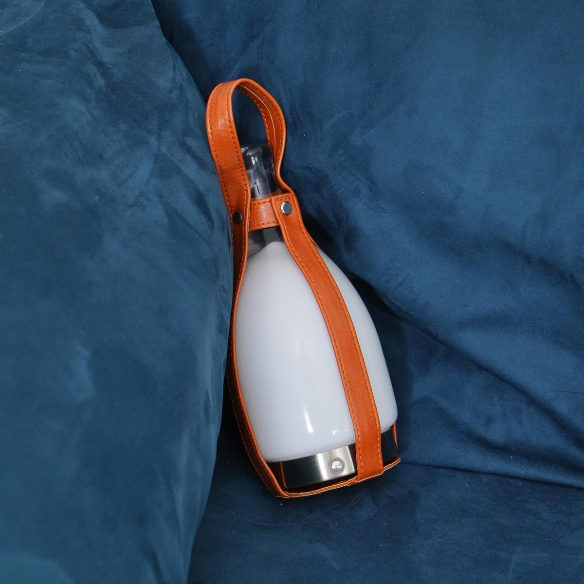 Avenelaine Table Lamp