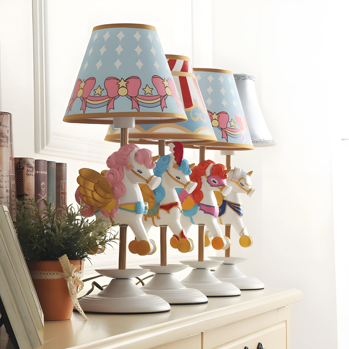 Avenivaya Table Lamp