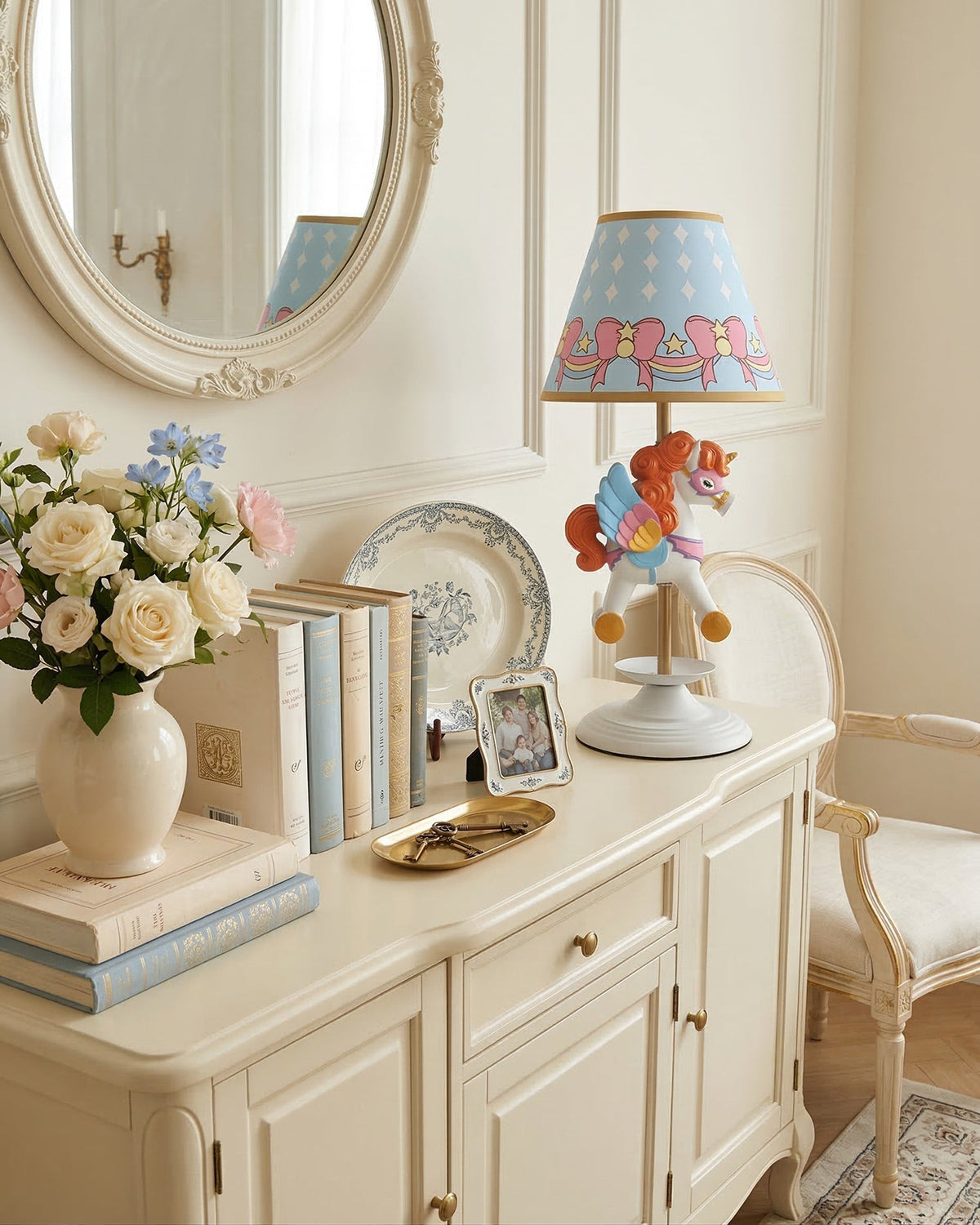 Avenivaya Table Lamp