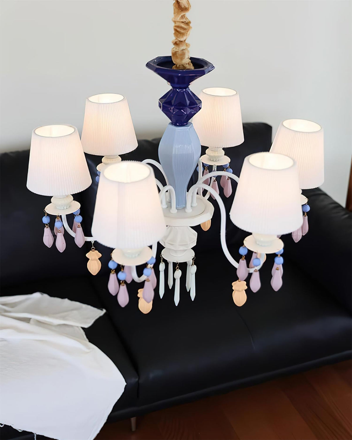 Terioreon Chandelier