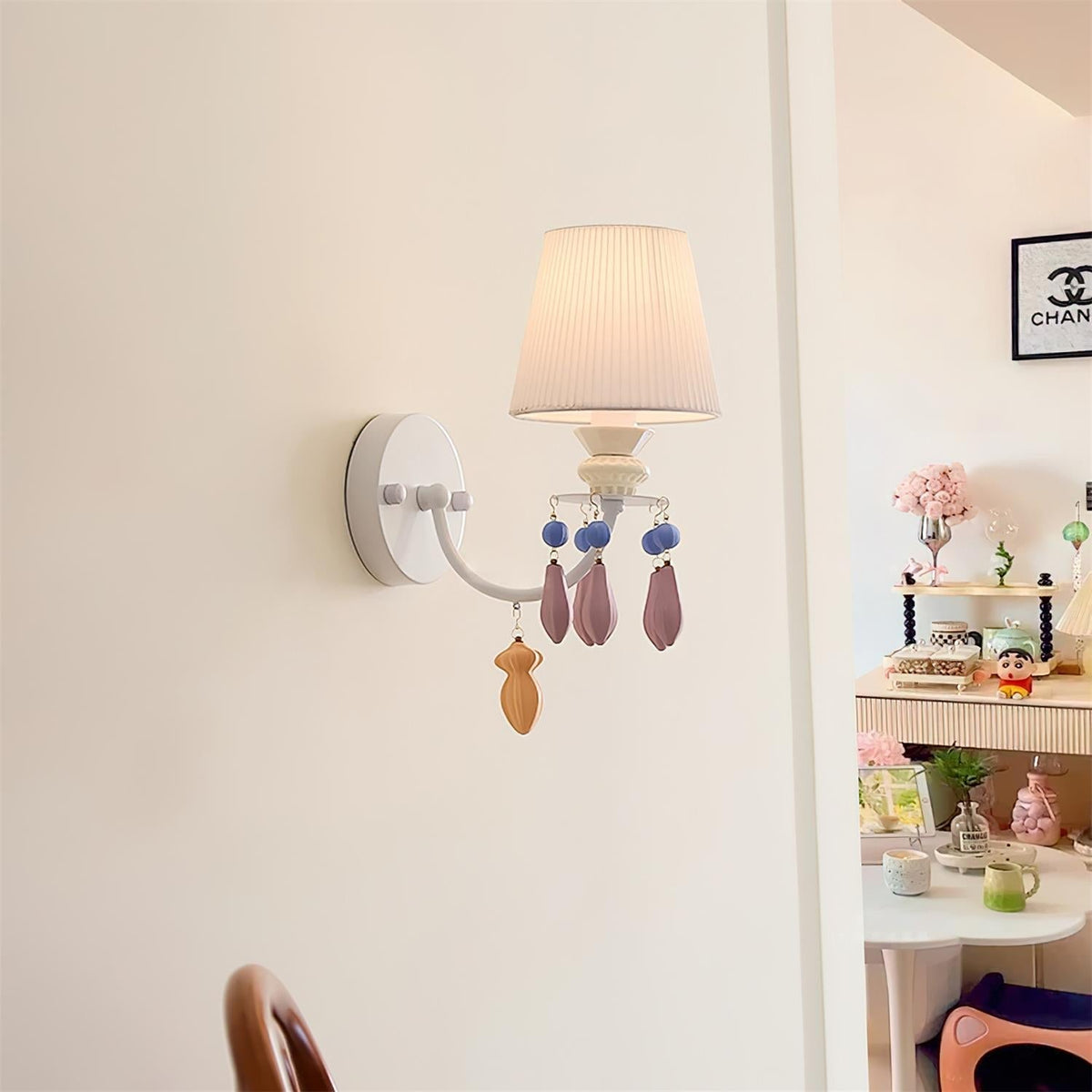 Avenivelia Wall Lamp