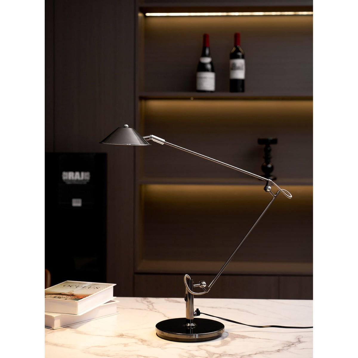 Selinaya Articulated Table Lamp