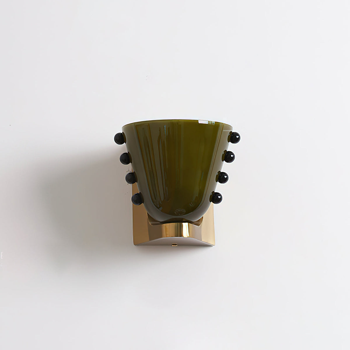 Emeranthe Wall Lamp