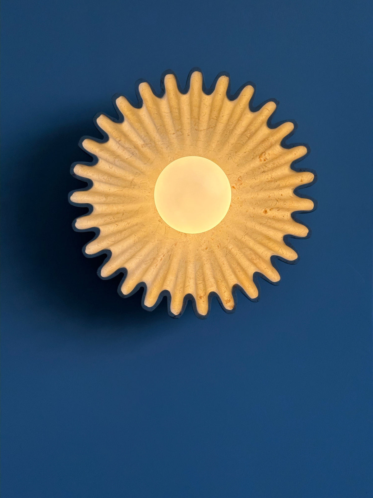 Avenisielle Wall Lamp