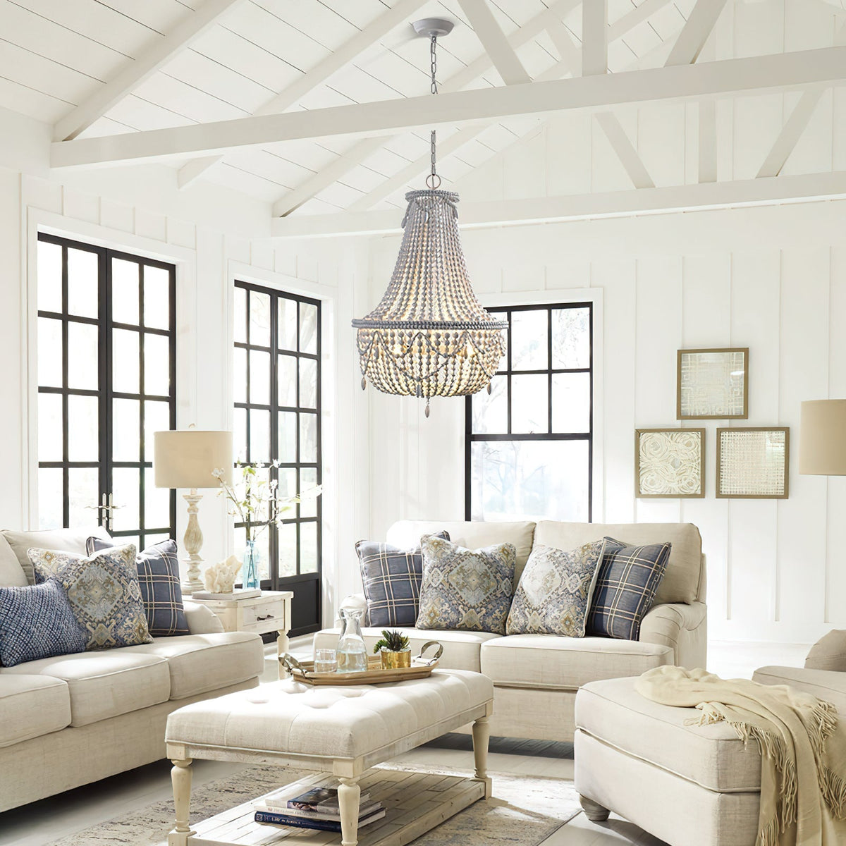 Eirikuvyu Postmodern Luxury Bead Metal Wood Chandelier