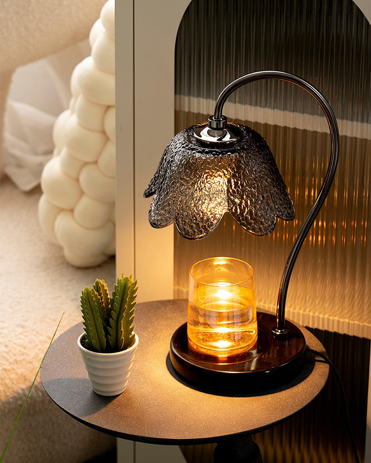 Velivette Candle Warmer Lamp