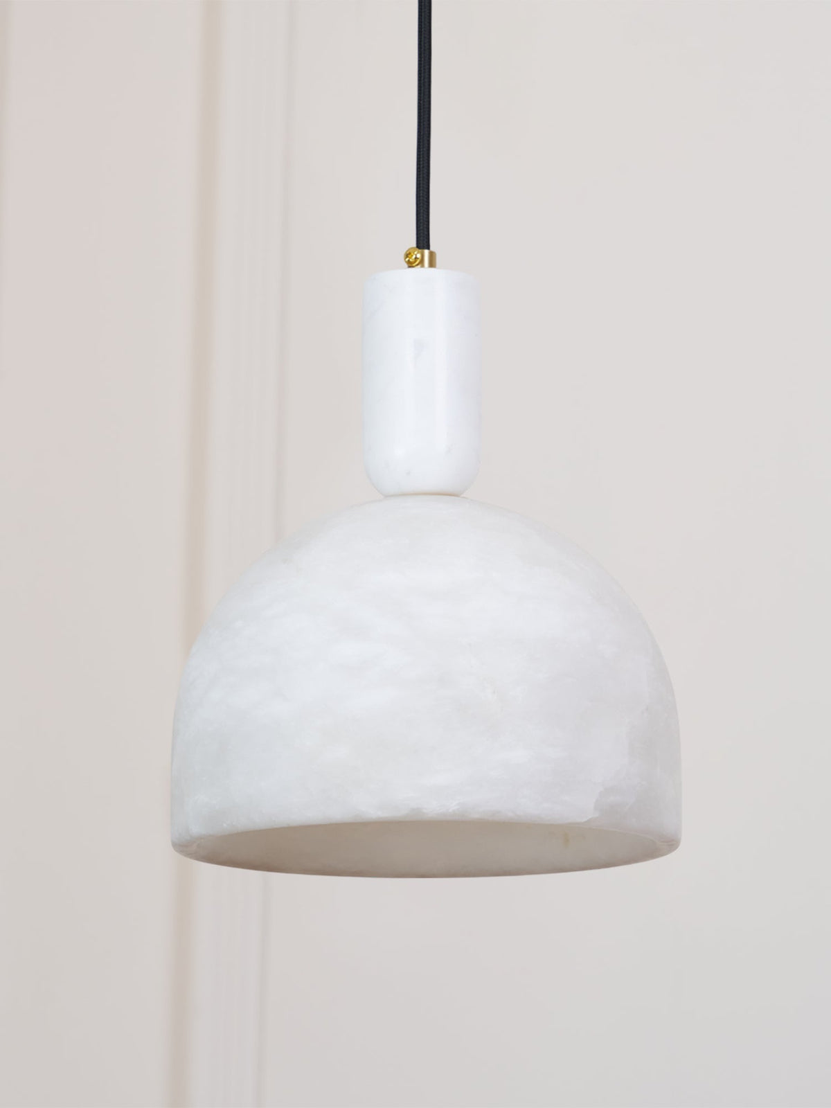Ulcaris Alabaster Pendnat Light