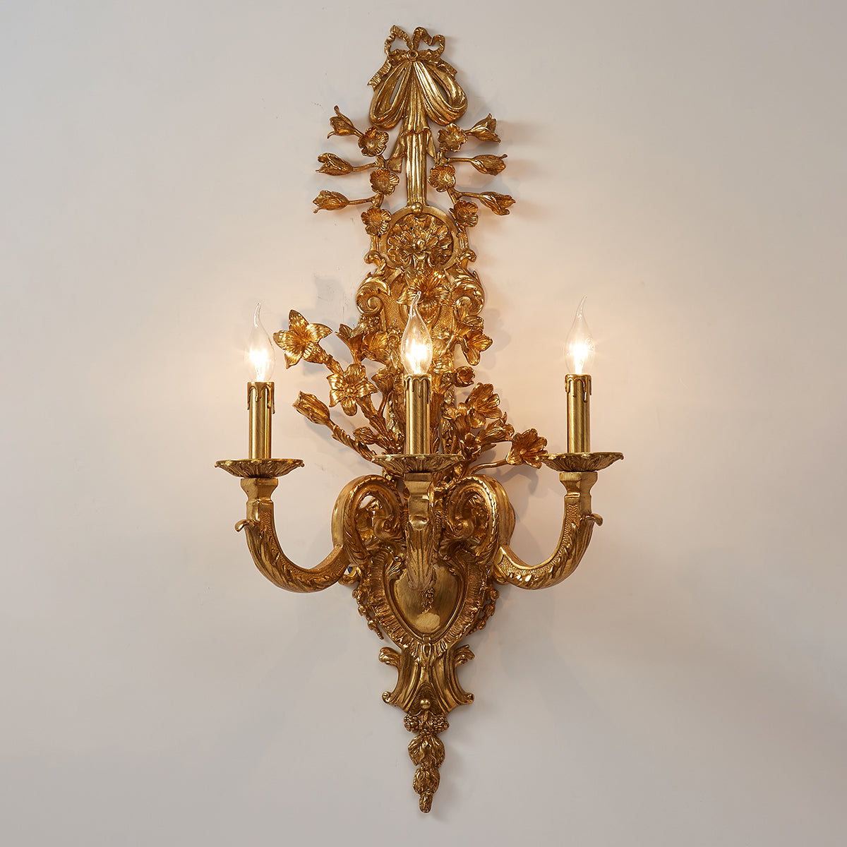 Calaaria Wall Lamp