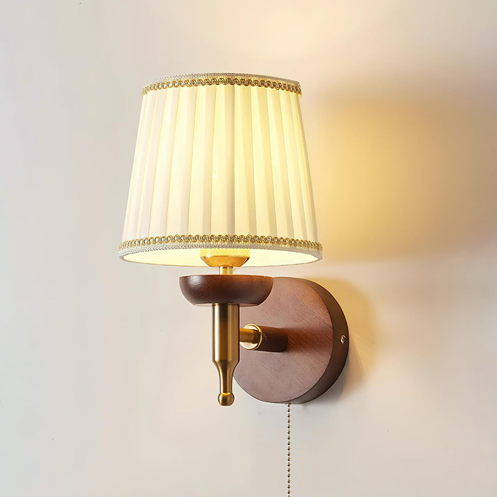 Blixen Wall Lamp Fabric Classic Gold Walnut Bedroom