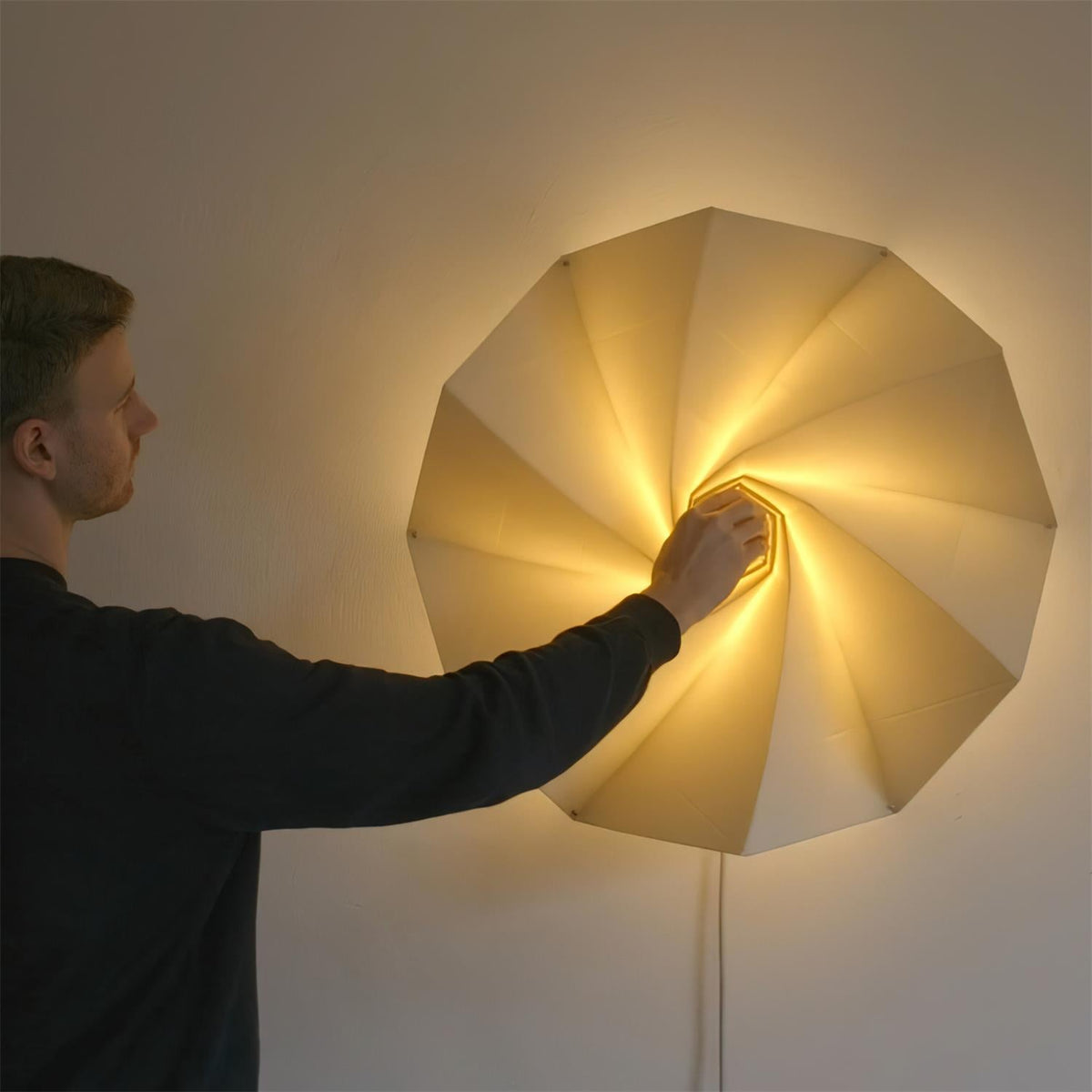 Norenise Wall Lamp
