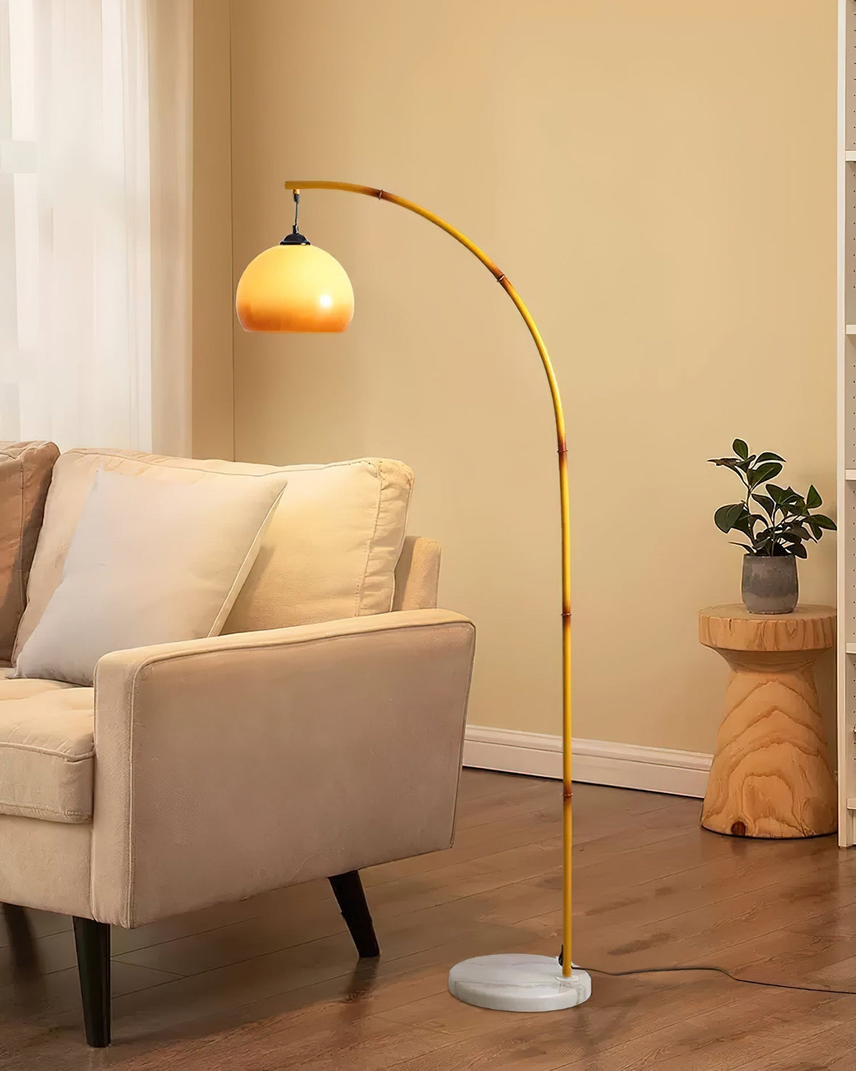 Orelaraya Floor Lamp