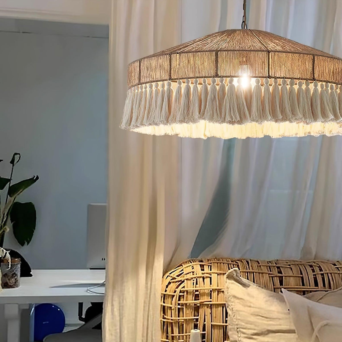 Duvia Chandelier