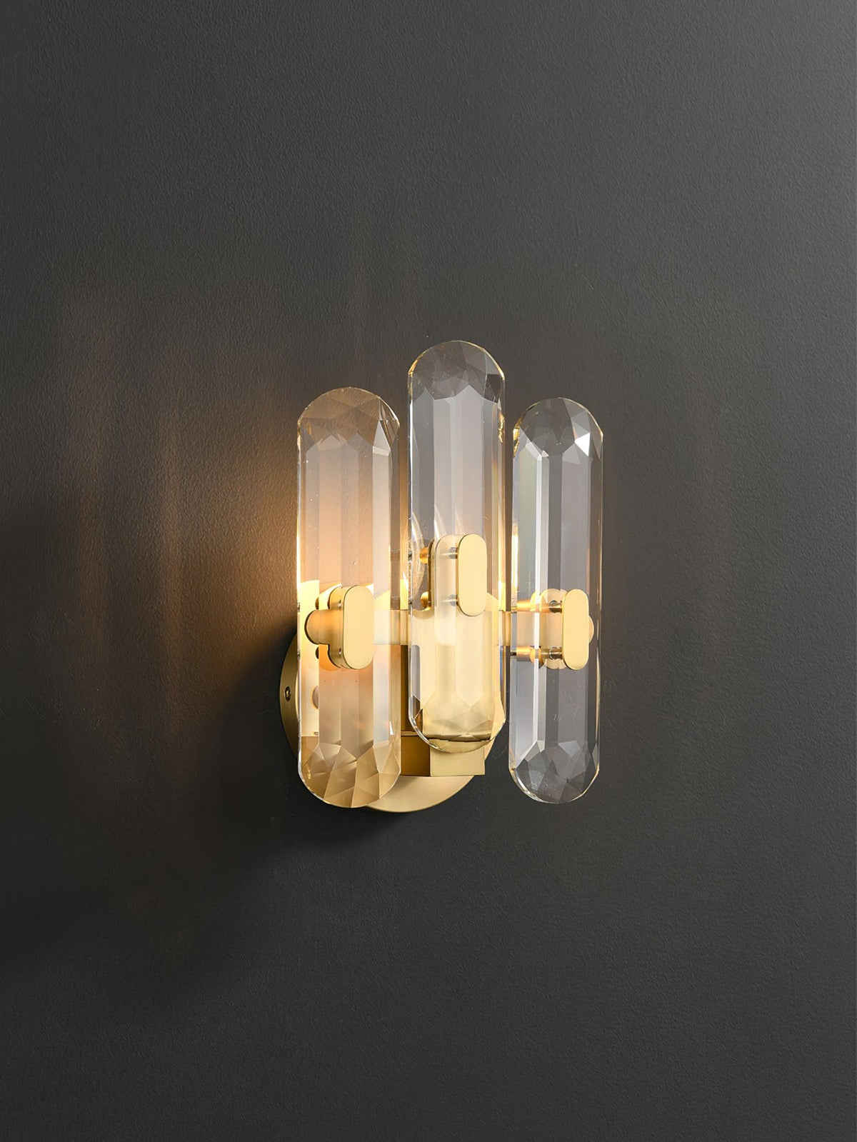Gevon Postmodern Luxury Crystal Sconce Wall Lamp