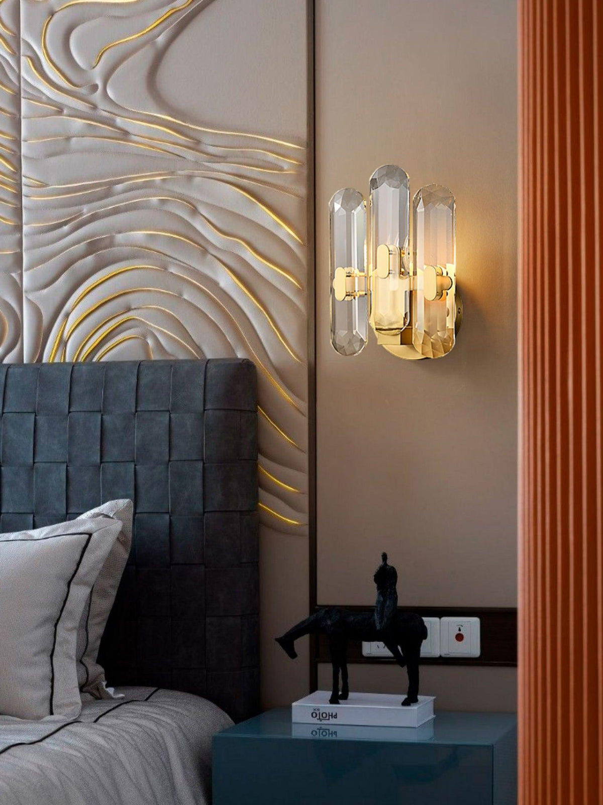 Gevon Postmodern Luxury Crystal Sconce Wall Lamp