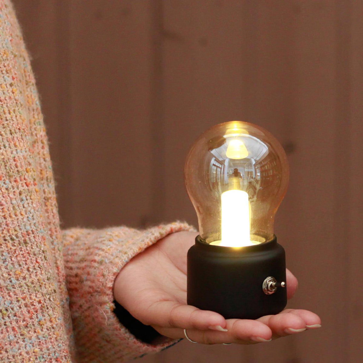 Loral Table Lamp