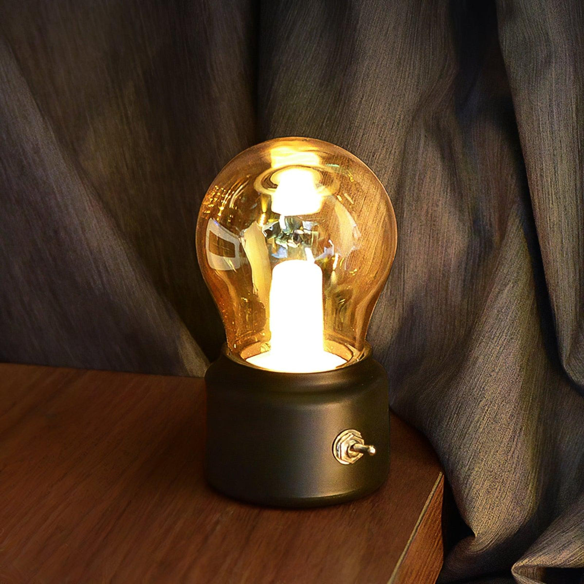 Loral Table Lamp