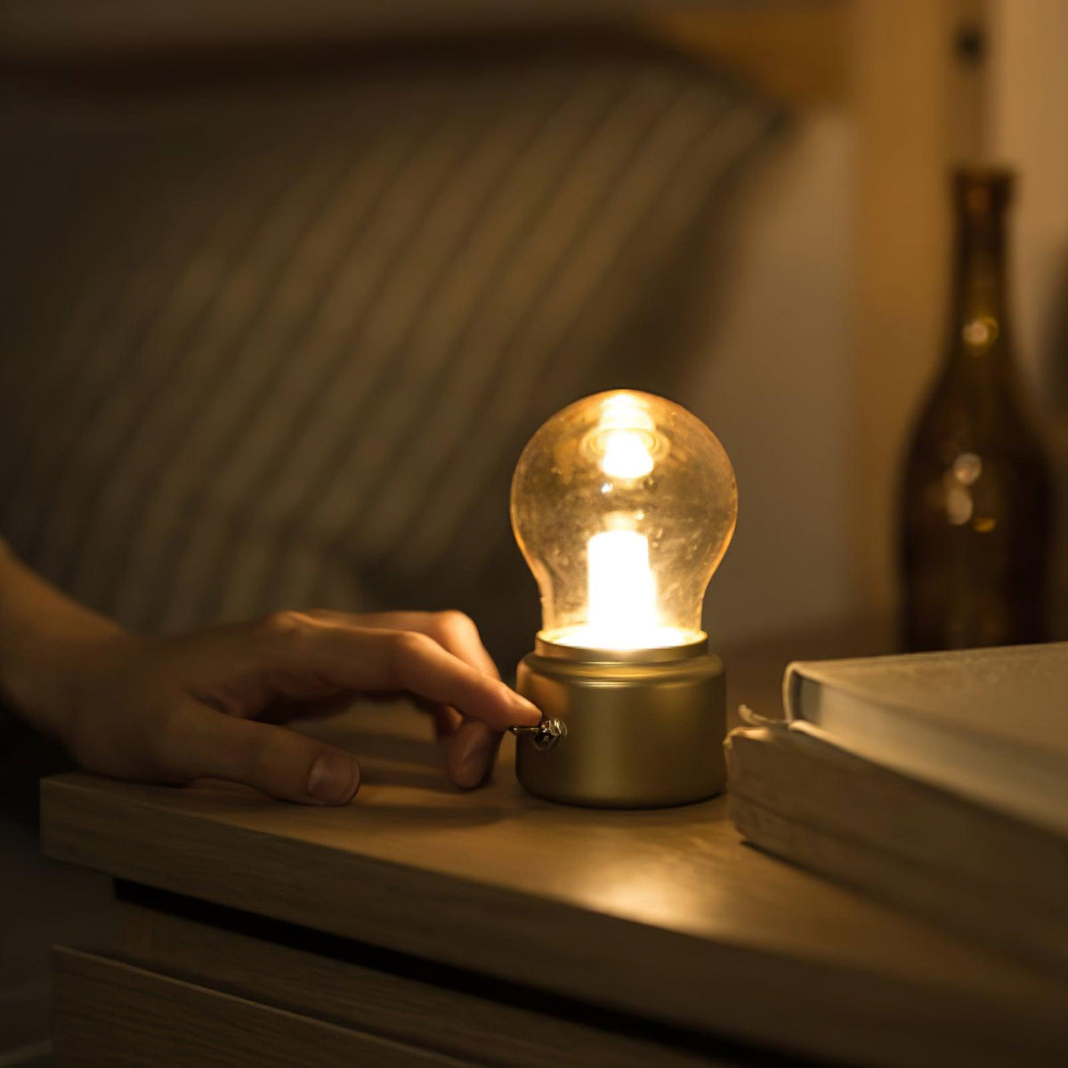 Loral Table Lamp