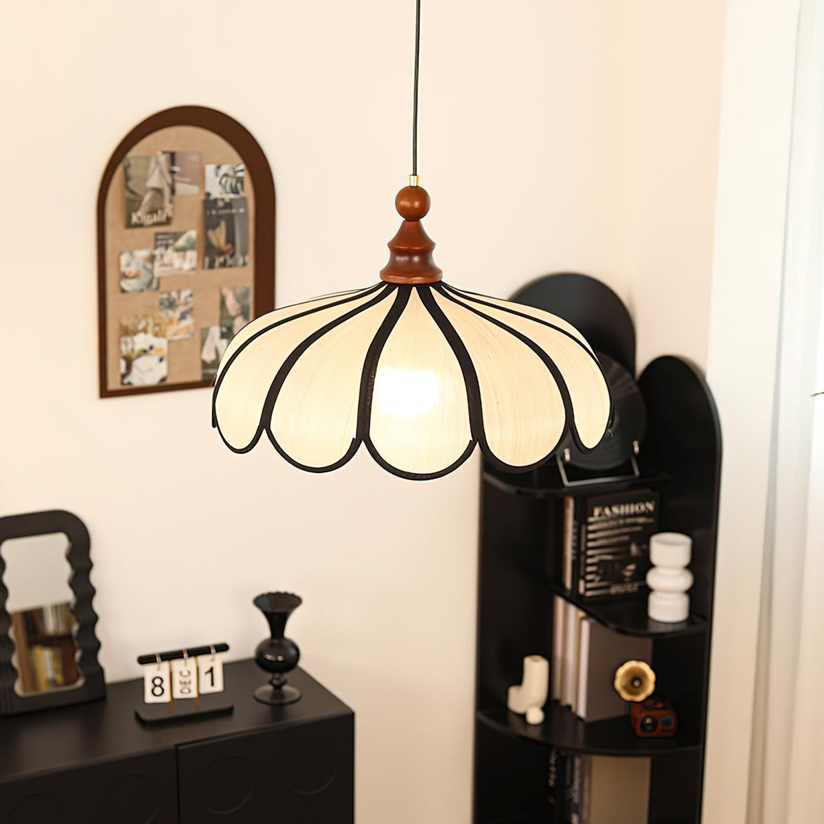 Orelelise Pendant Light
