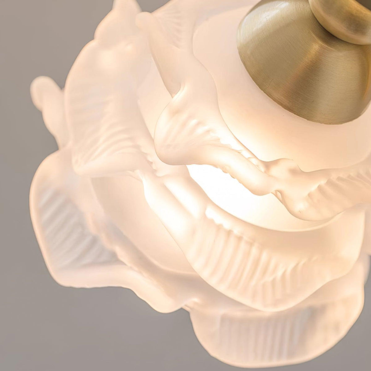 Zoey Brass Floral Wall Lamp