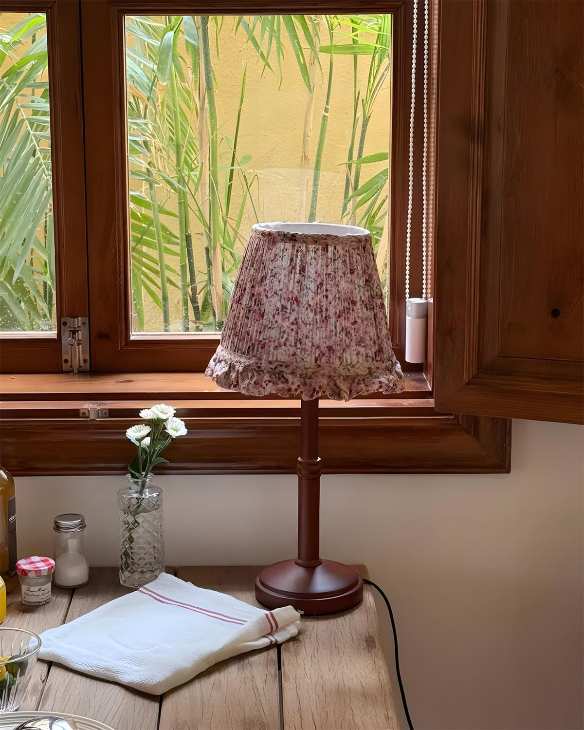 Viraenia Table Lamp