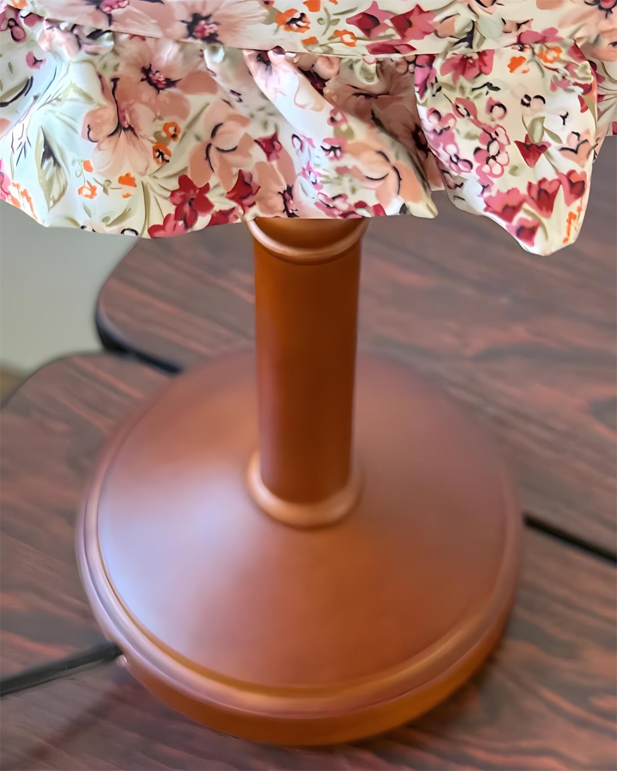 Viraenia Table Lamp