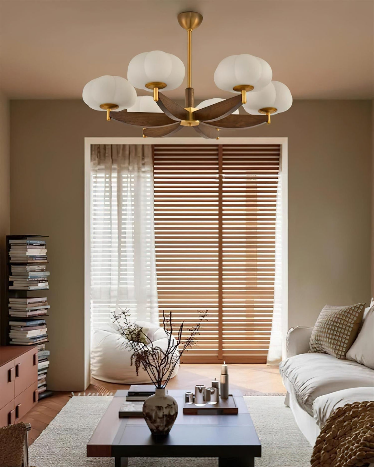Lumarora Chandelier