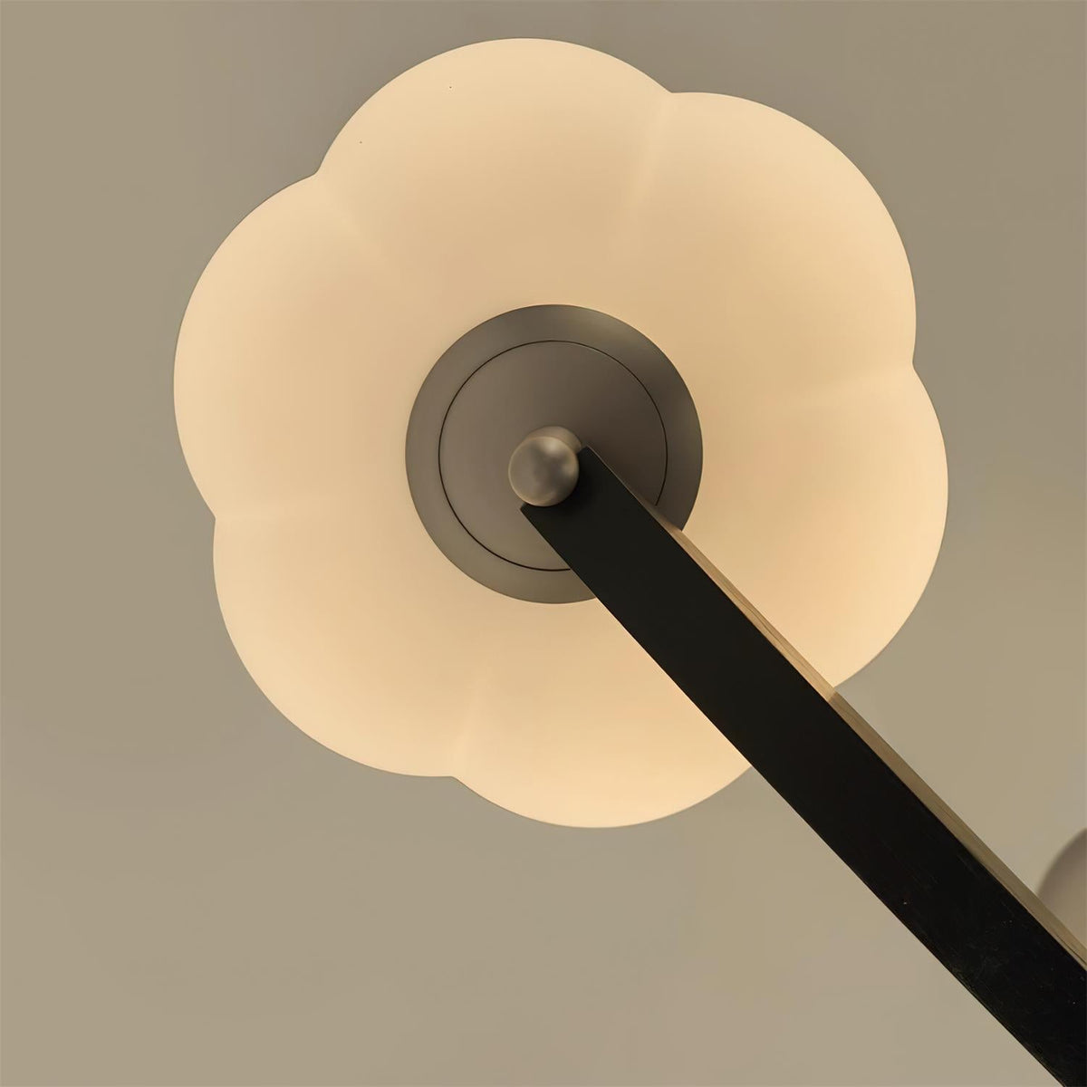 Lumarora Chandelier