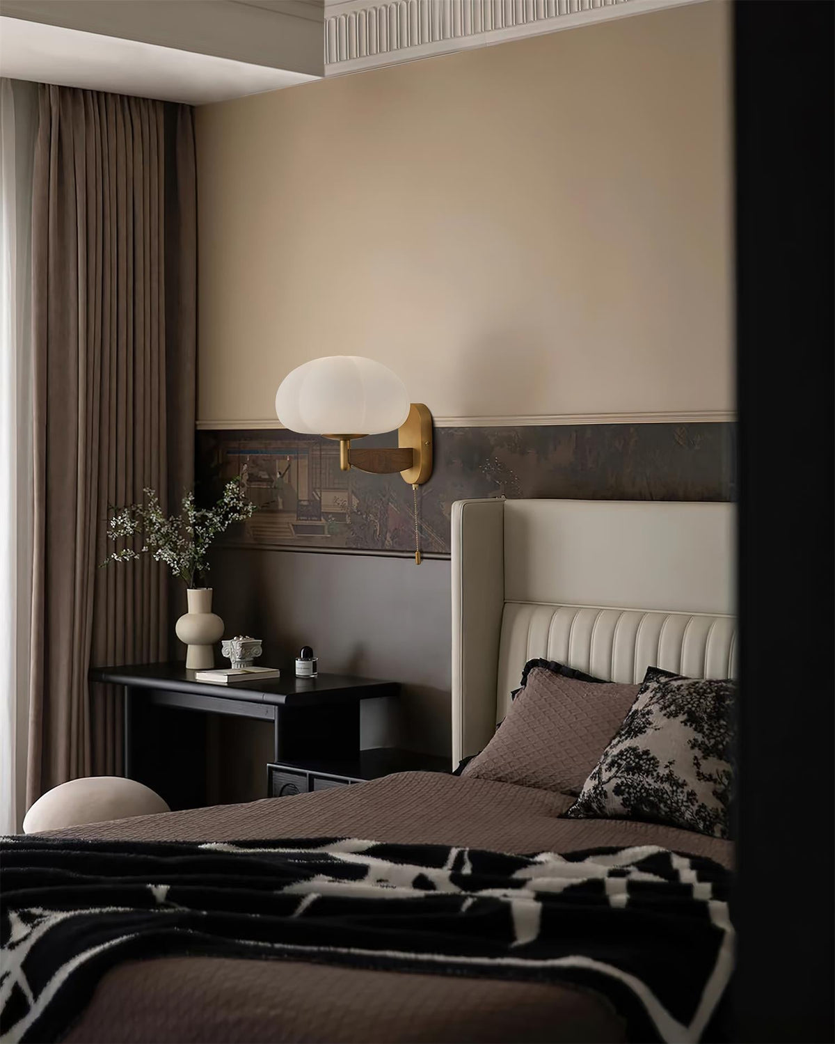 Caleora Wall Lamp
