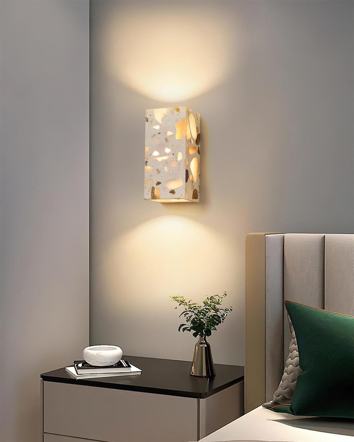 Zorenneb Wall Lamp