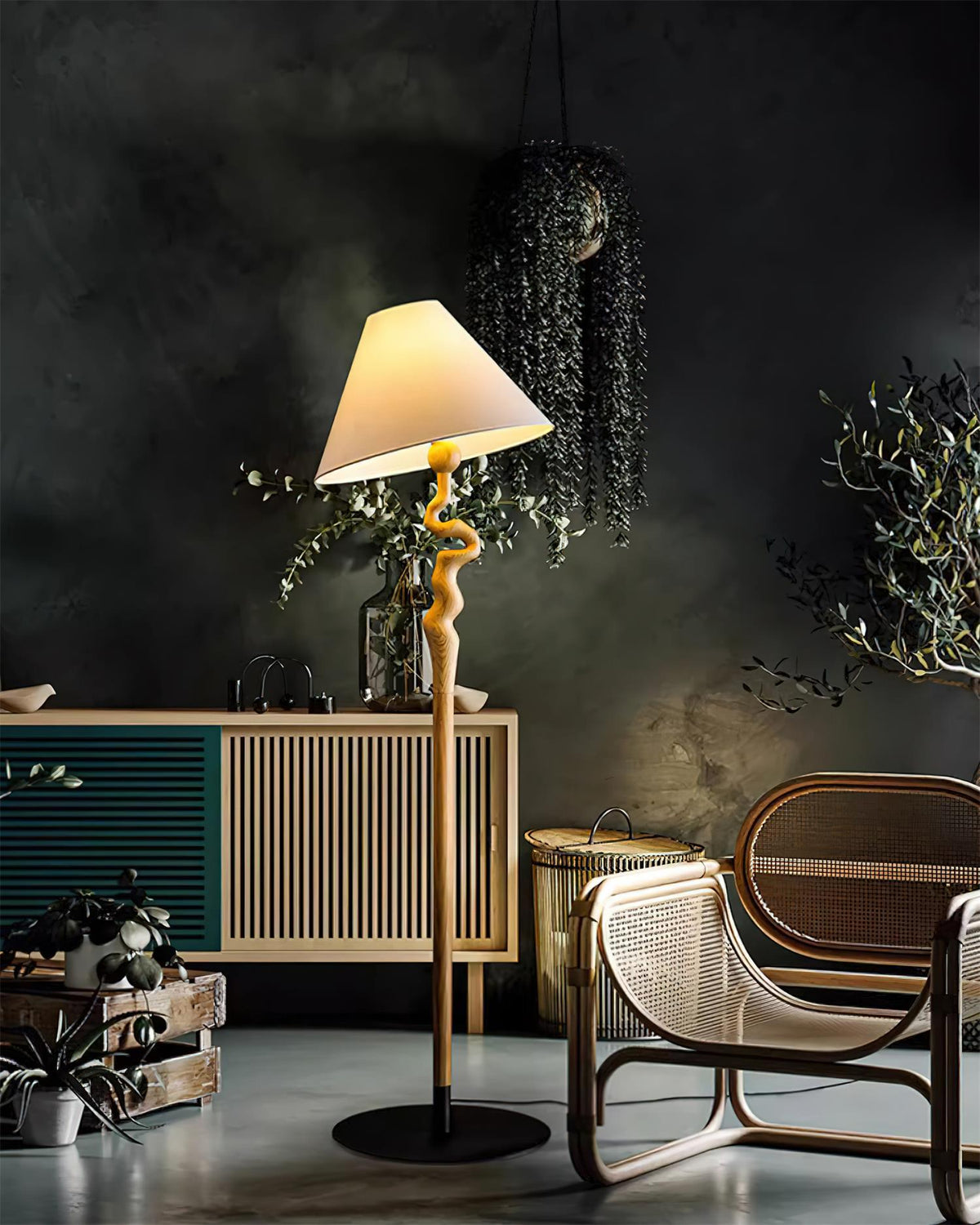 Liorinette Floor Lamp