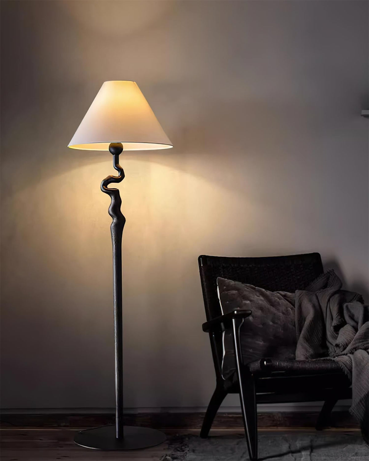Liorinette Floor Lamp