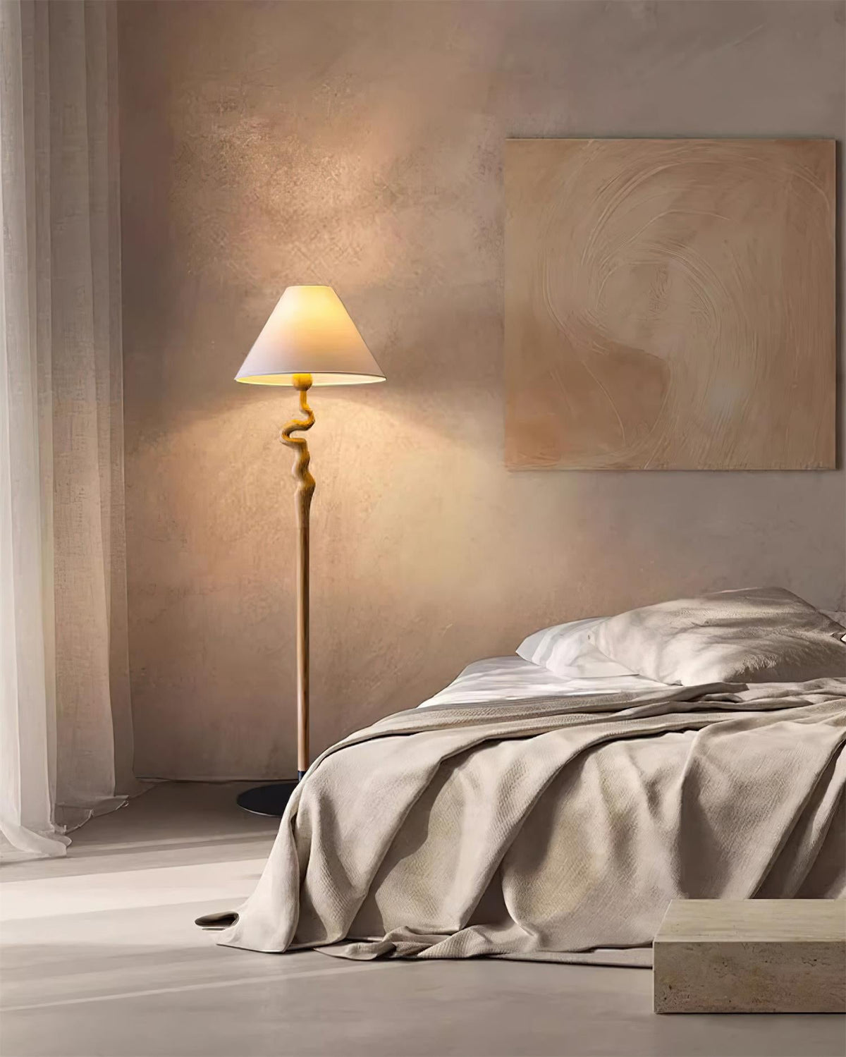 Liorinette Floor Lamp