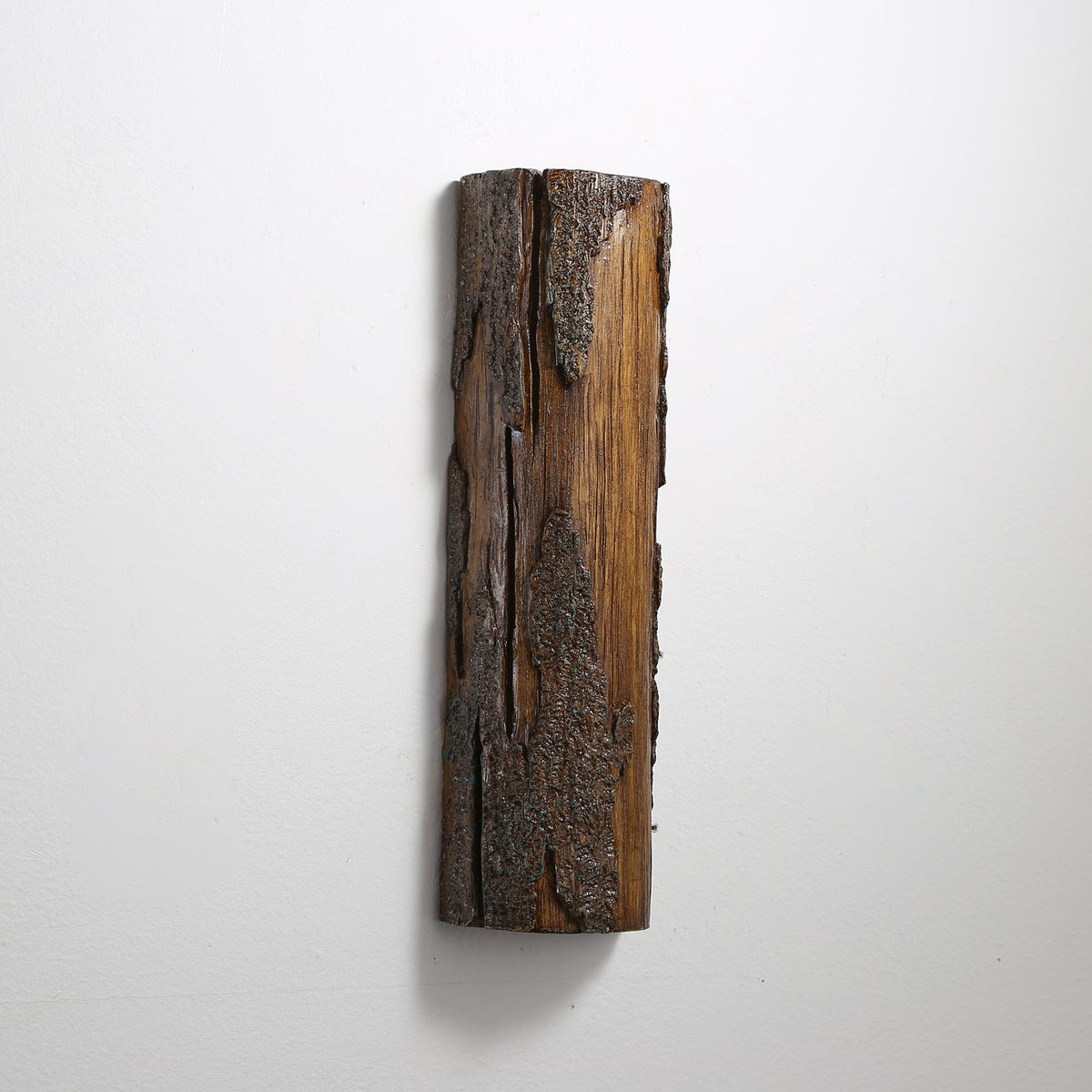 Bakekil Broken Bark Wall Lamp