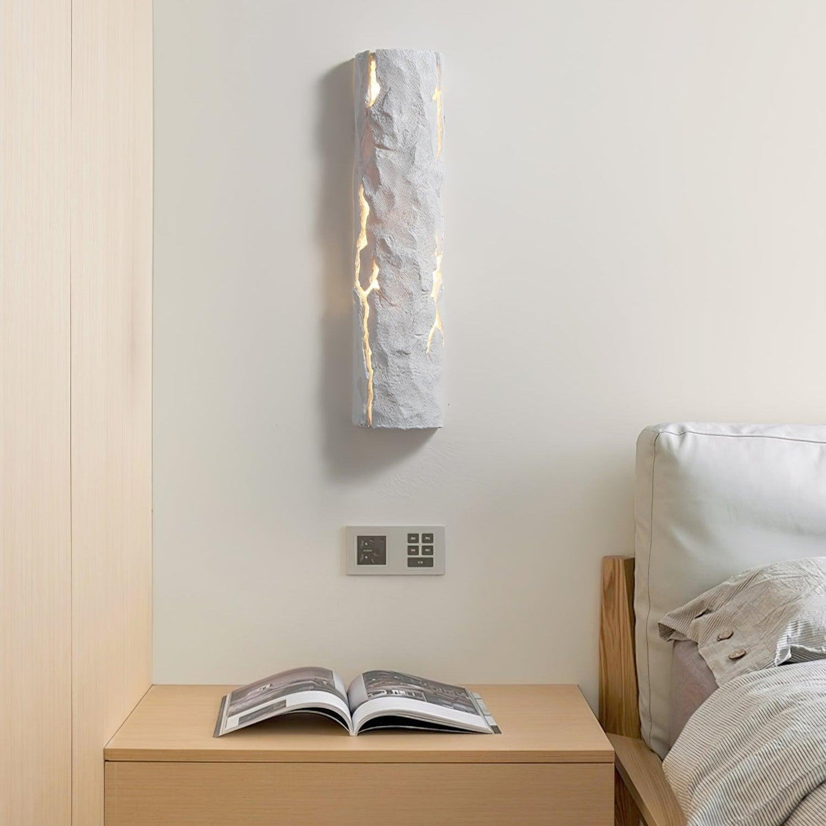 Bakekil Broken Bark Wall Lamp