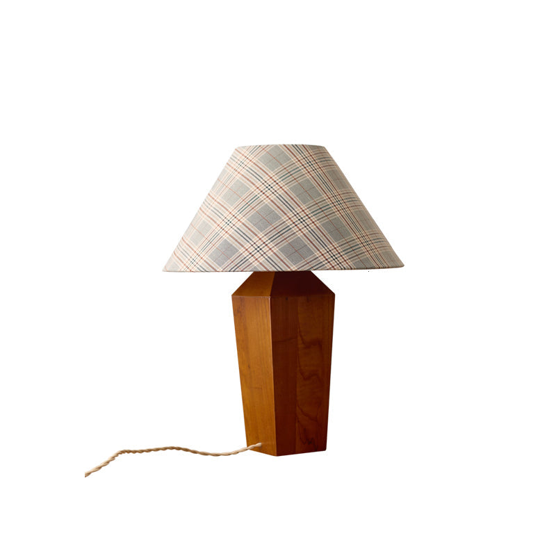 Reniniella Table Lamp