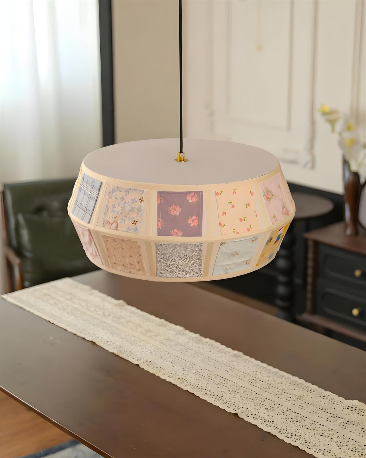 Viraivielle Pendant Light