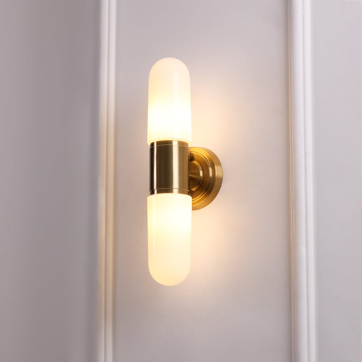 Lumerise Wall Lamp