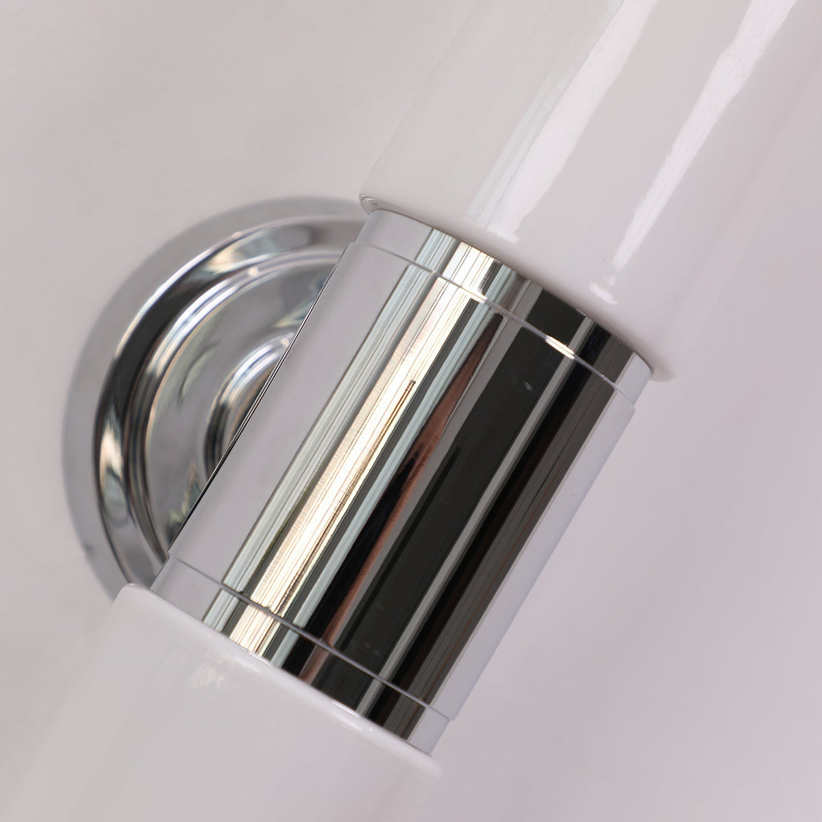 Lumerise Wall Lamp
