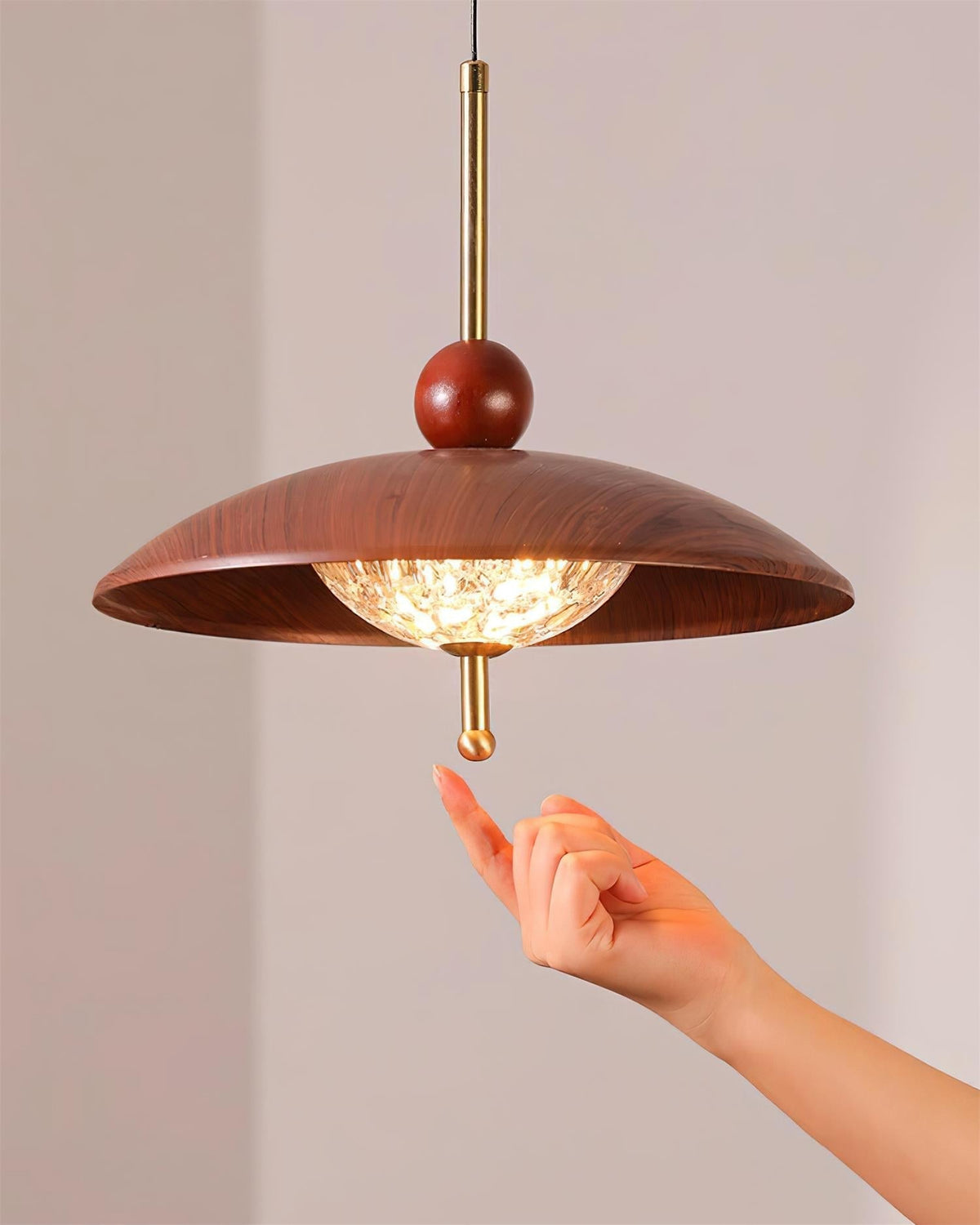 Elaivaya Wall Lamp