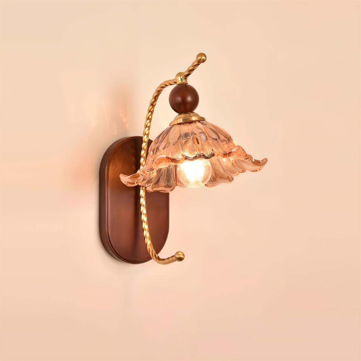 Orelivaya Wall Lamp