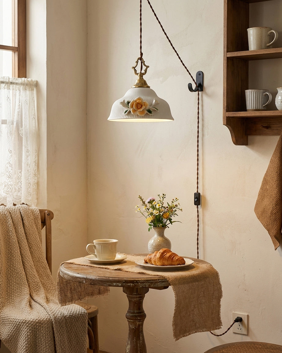 Elaielia Pendant Light