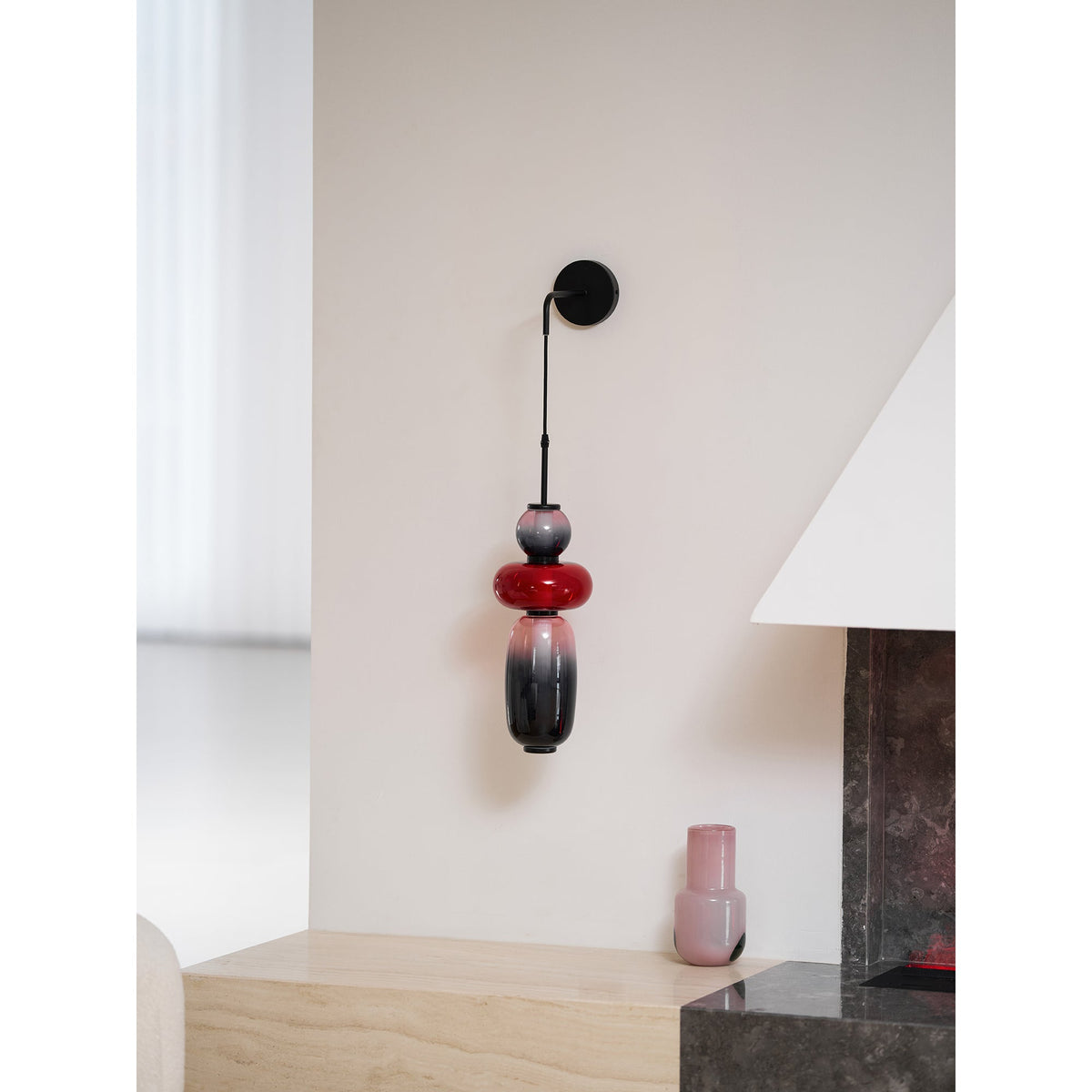 Noverik Stained Glass Wall Lamp