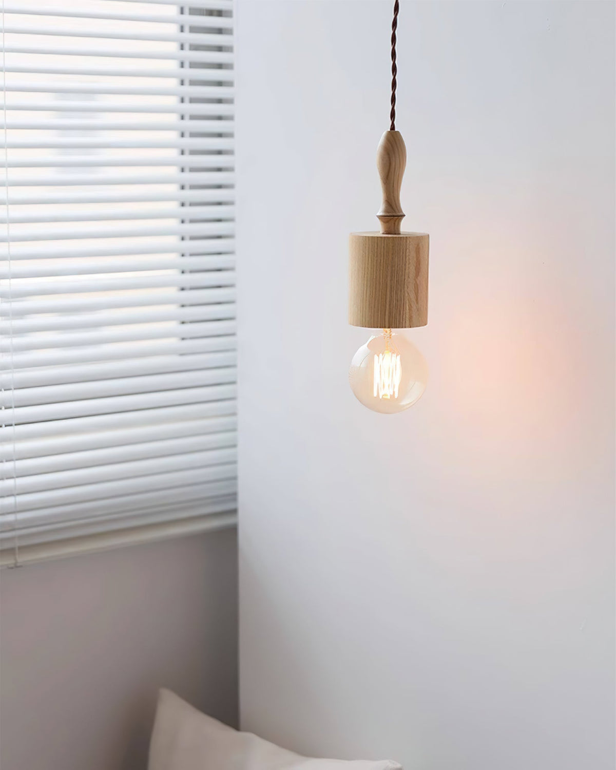 Viraelaya Pendant Light