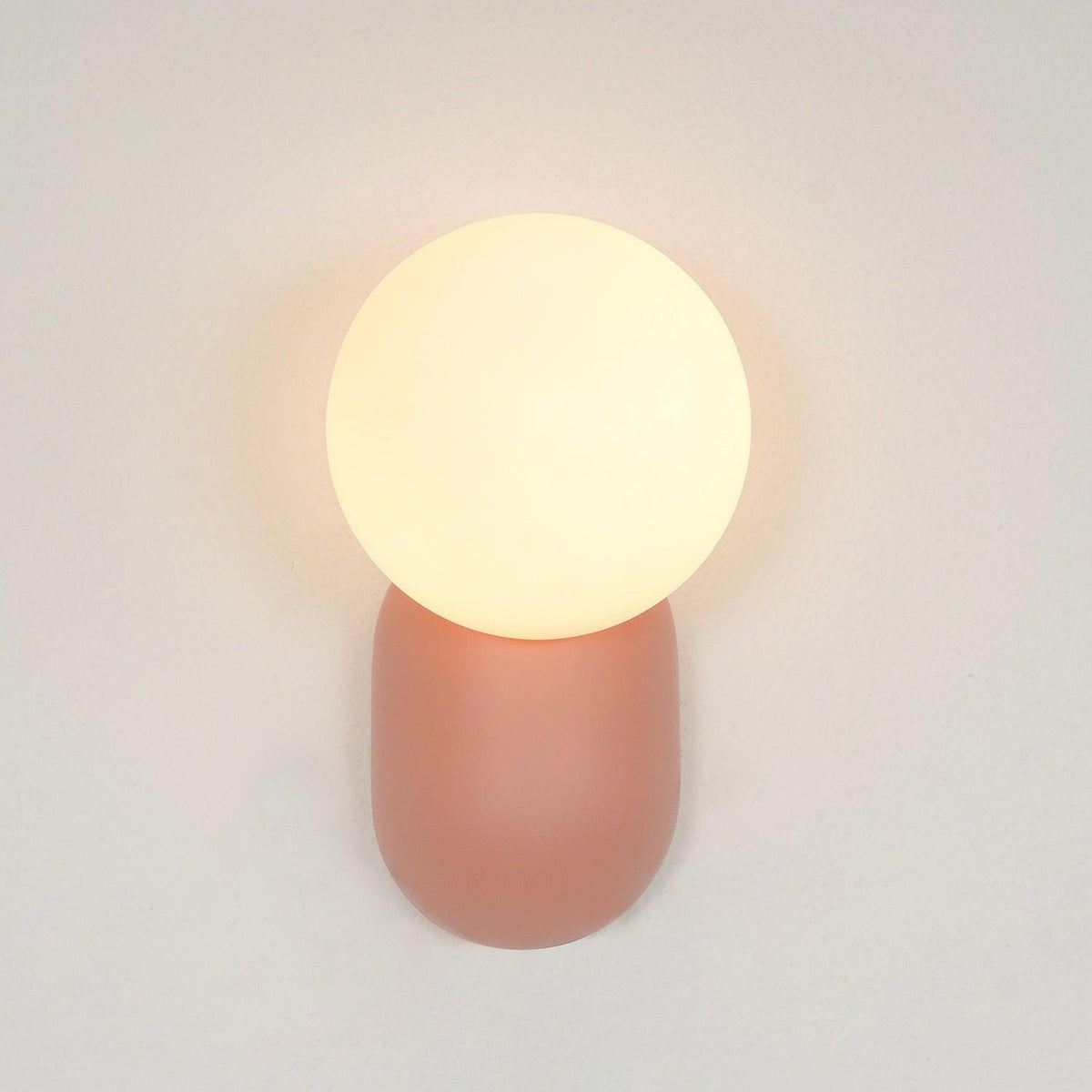 Nelo Minimalist Globe Wall Sconce
