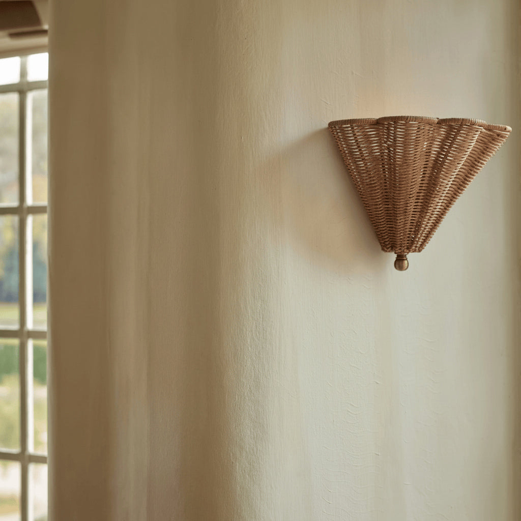 Raveelia Captiva Rattan Wall Sconce