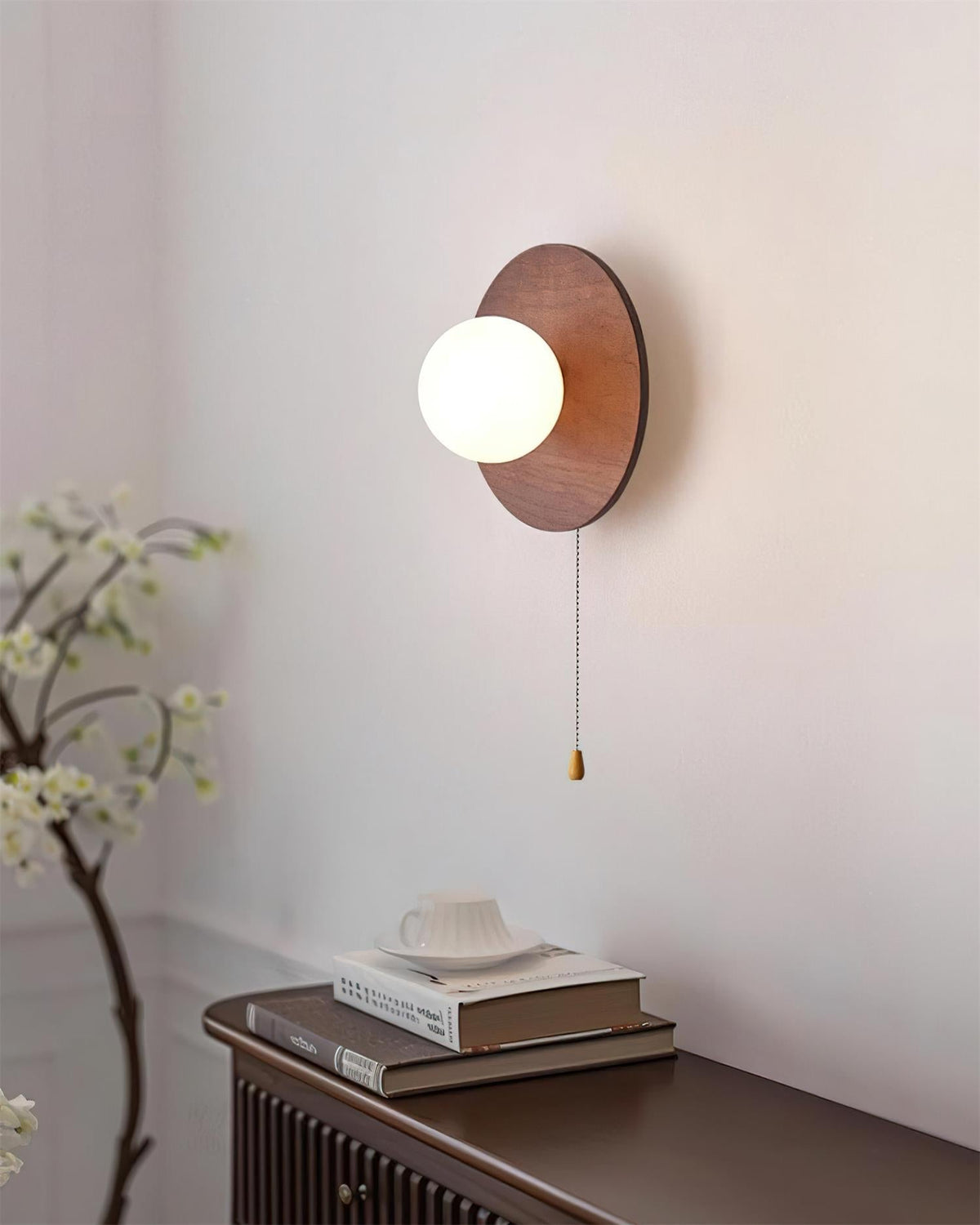 Olyne Wall Lamp