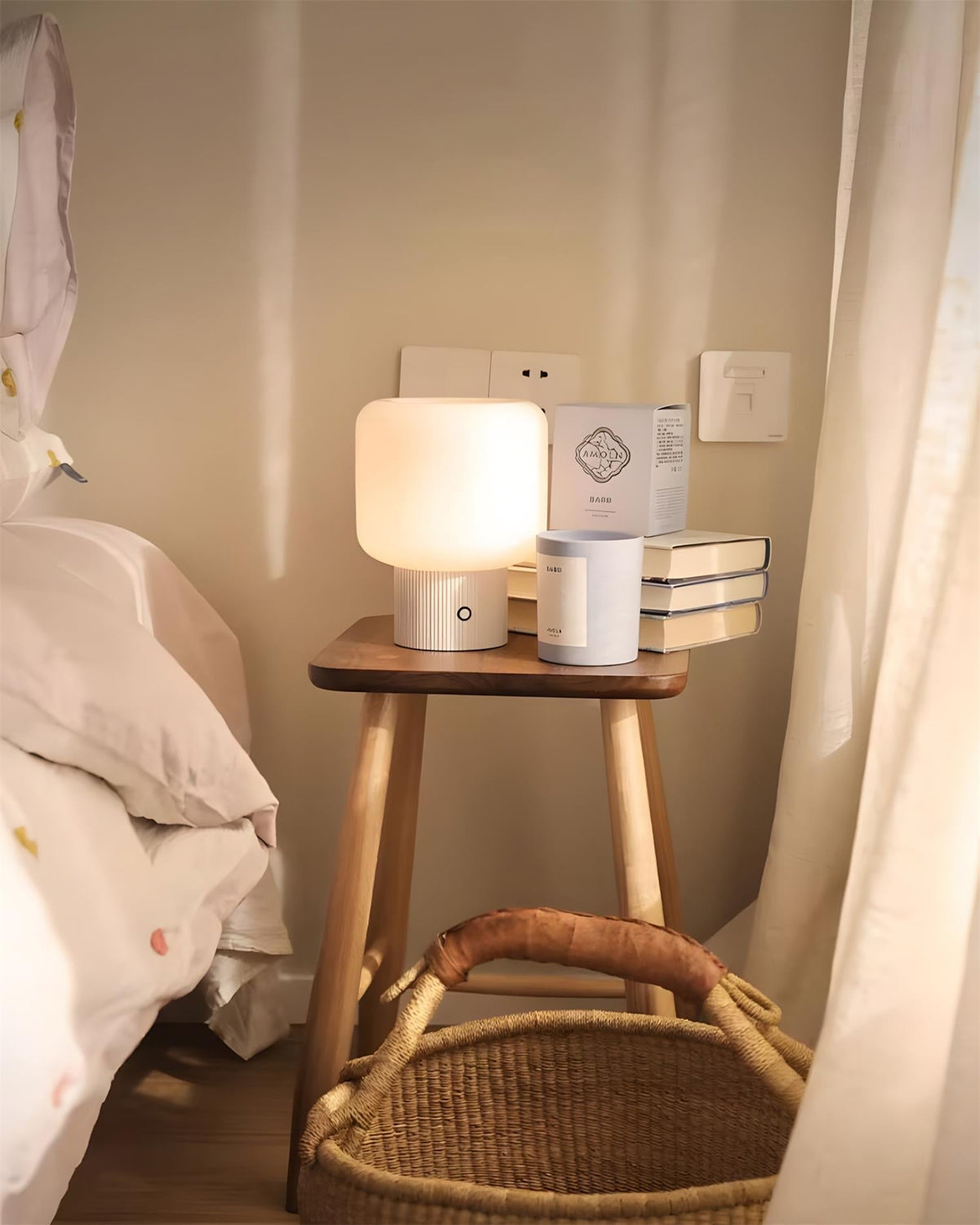 Rivenelia Table Lamp