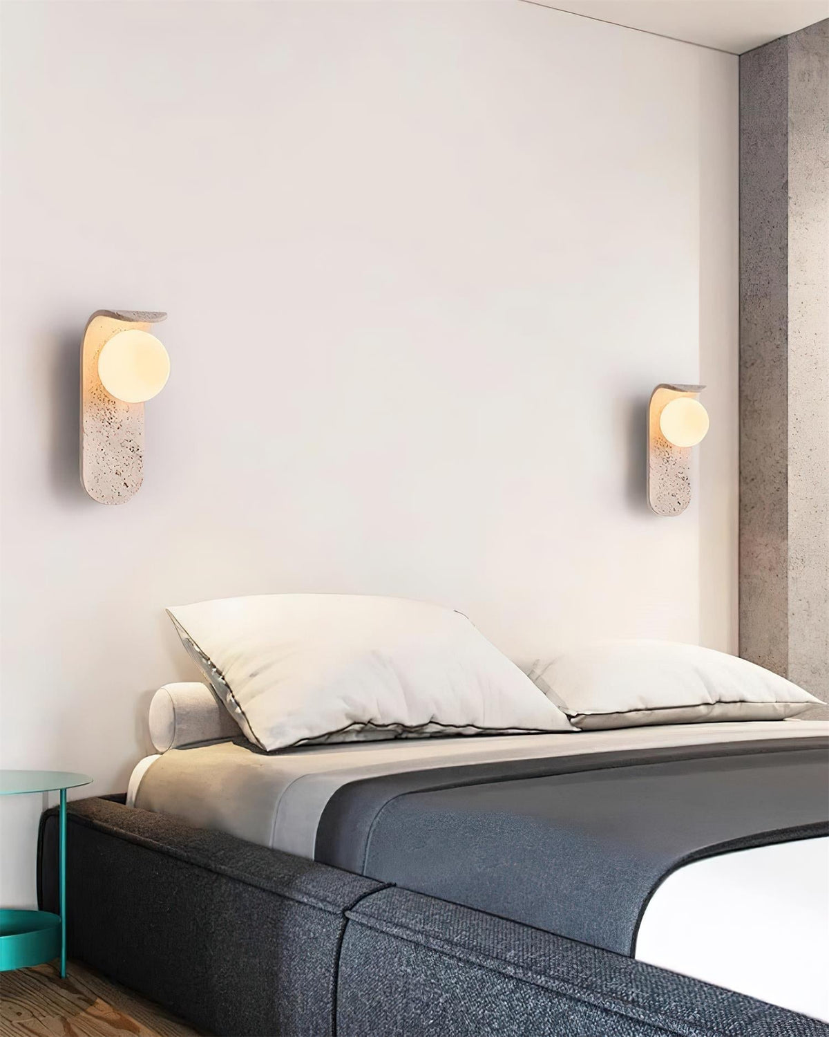 Reniveria Wall Light