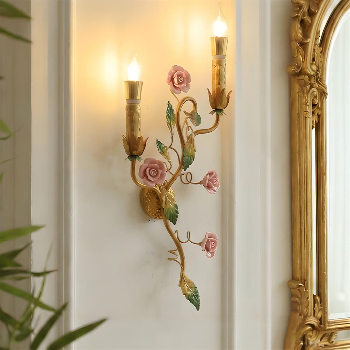 Velanise Wall Lamp